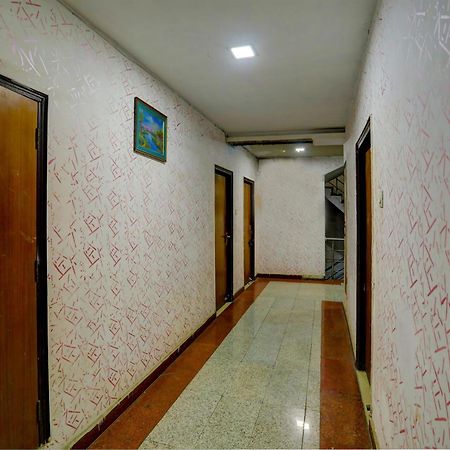 Hotel Monarch Inn Lucknow Exteriör bild