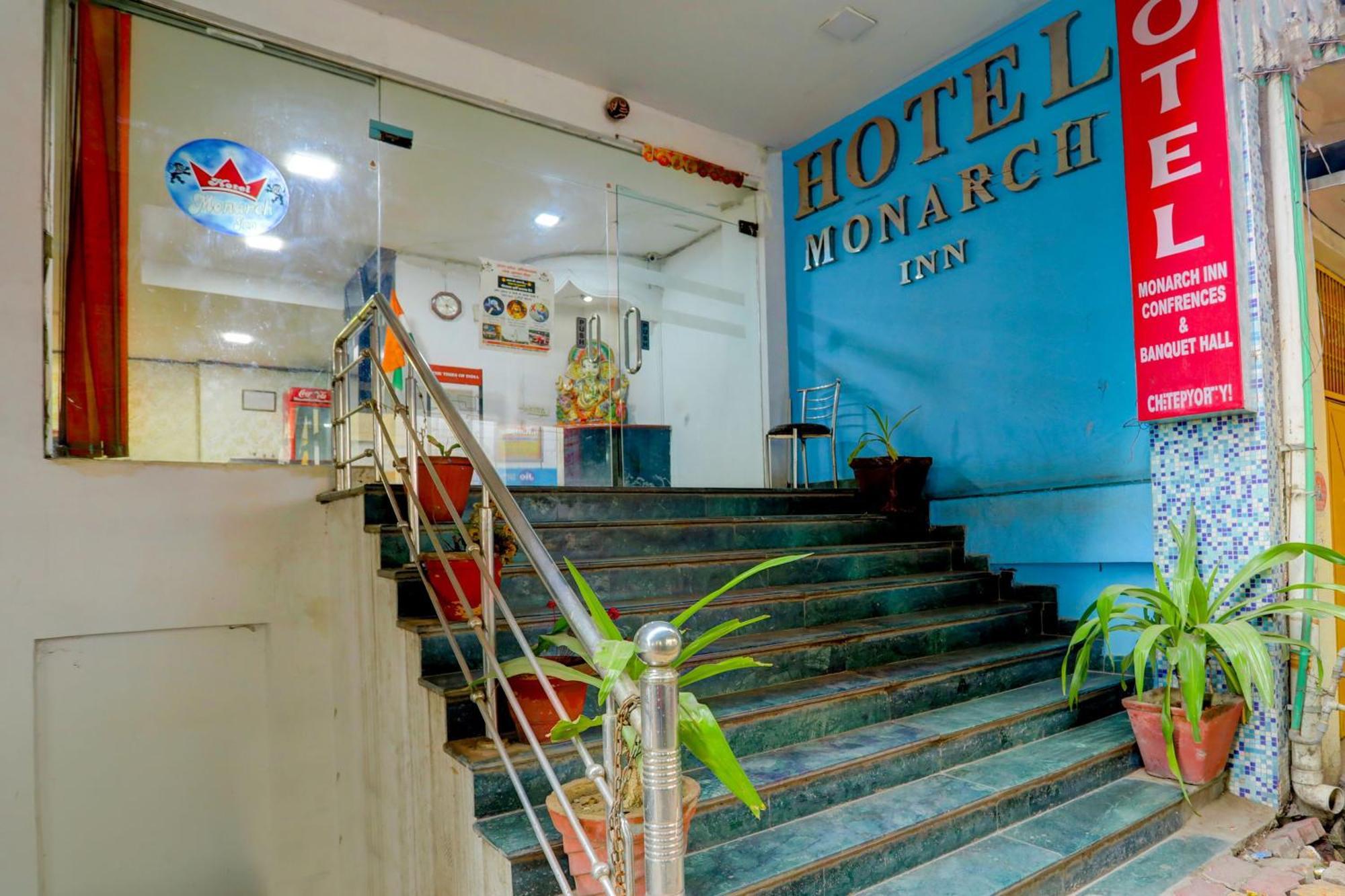 Hotel Monarch Inn Lucknow Exteriör bild