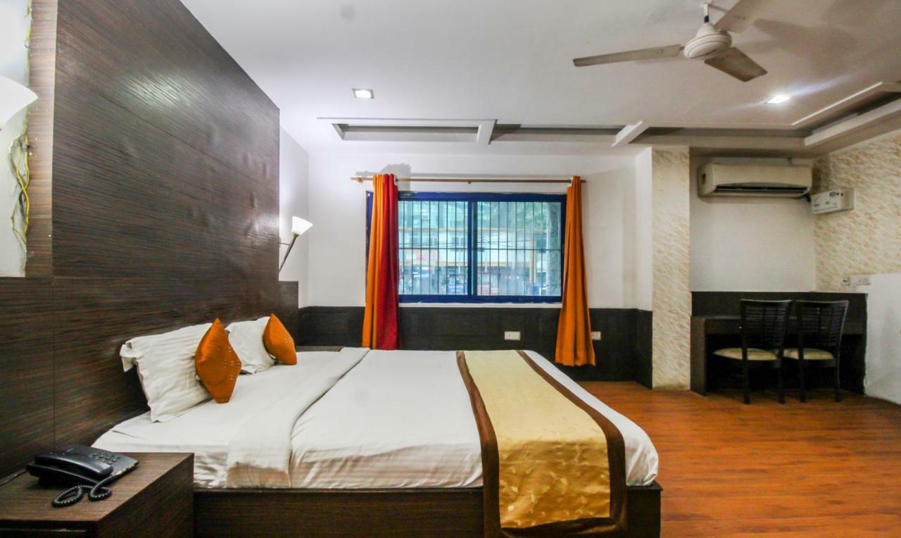 Hotel Monarch Inn Lucknow Exteriör bild
